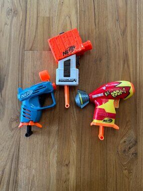 Nerf Blasters Lot of 3 - Elite Ace/Fortnite Micro/Minecraft Snow Golem